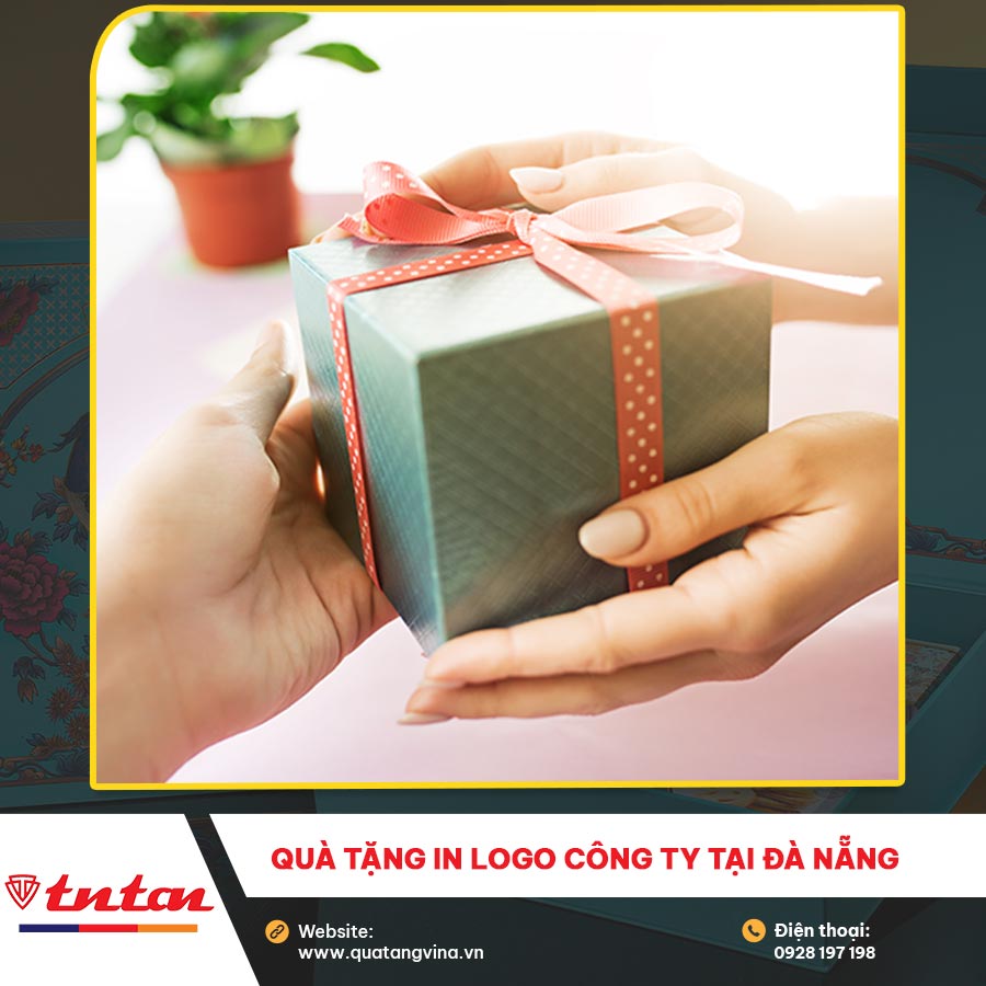 Quà tặng in logo công ty tại Đà Nẵng
